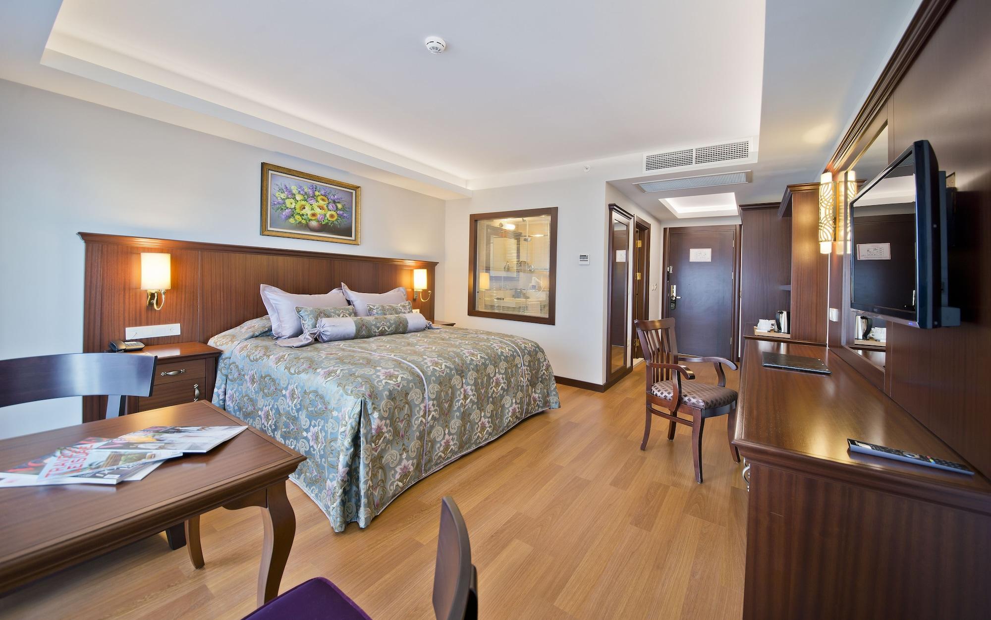 Prime Boutique Hotel Antalia Esterno foto