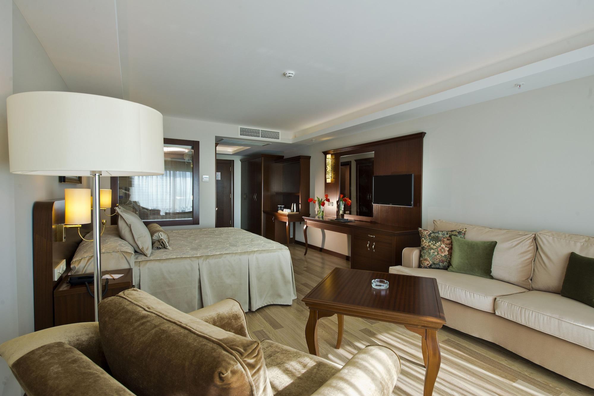 Prime Boutique Hotel Antalia Esterno foto