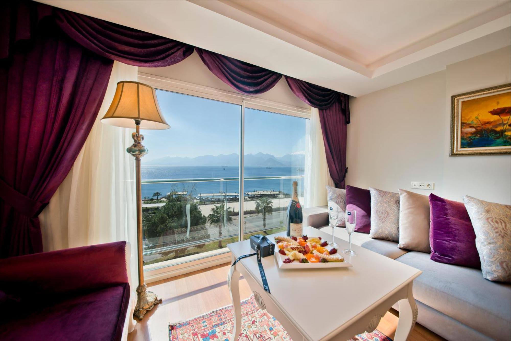 Prime Boutique Hotel Antalia Esterno foto